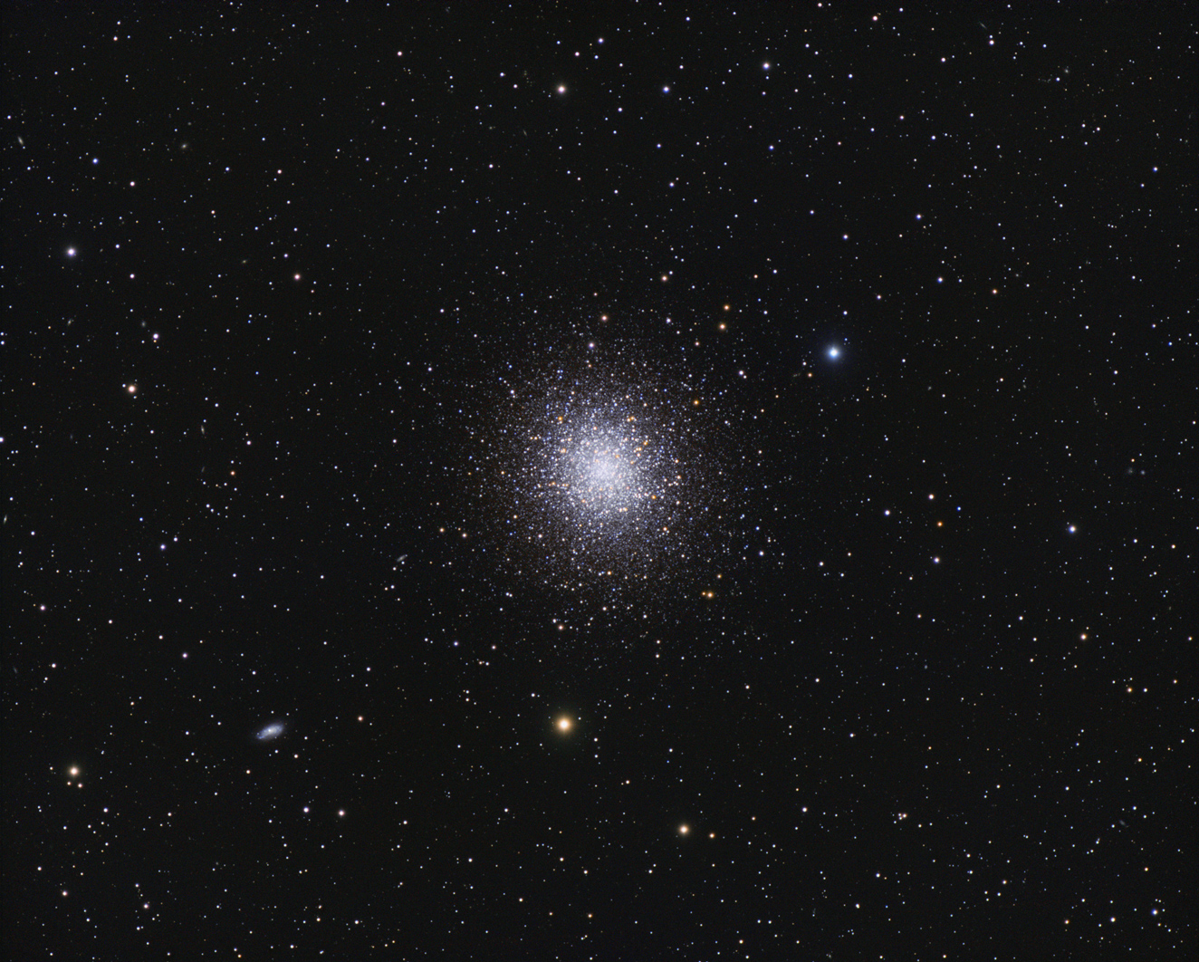 M13 Widefield